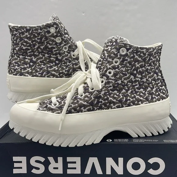 Converse WMNS High-Top Platforms A00877C
CTAS LUGGED 2.0 HI
SAND DUNE/EGRET/EGRT - Picture 9 of 16